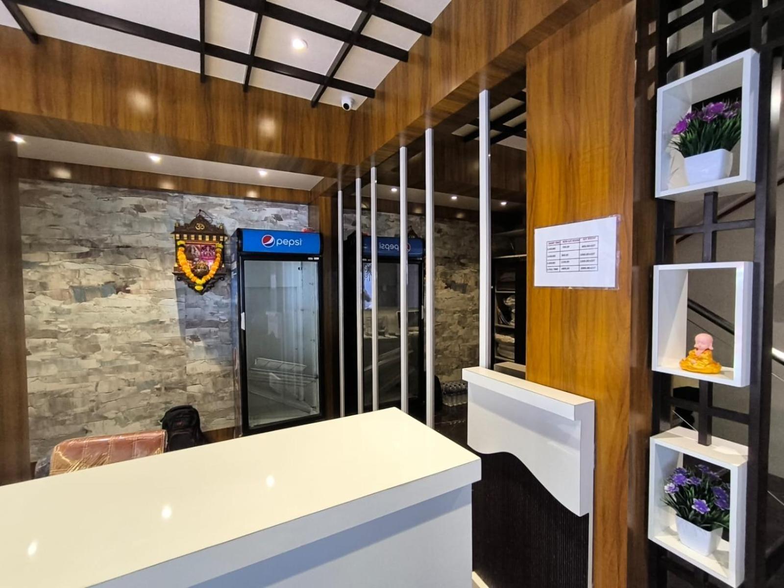 Hotel Sharan Residency Navi Mumbai Esterno foto